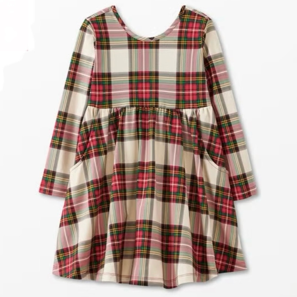 Hanna Andersson Long Sleeve Skater Dress with Pockets Holiday Red Plaid 120(6-7)